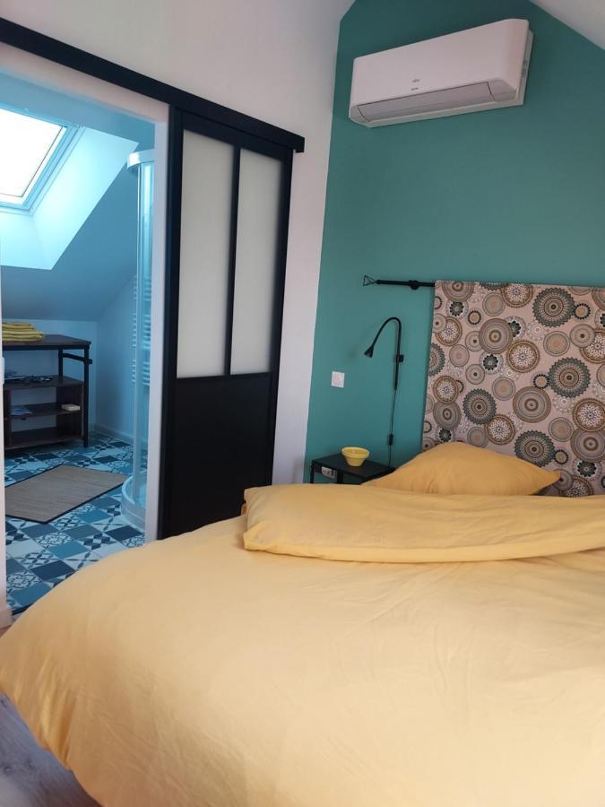 En Pleine Campagne, Proche Du Mans - Chambre D'Hotes Fillé エクステリア 写真